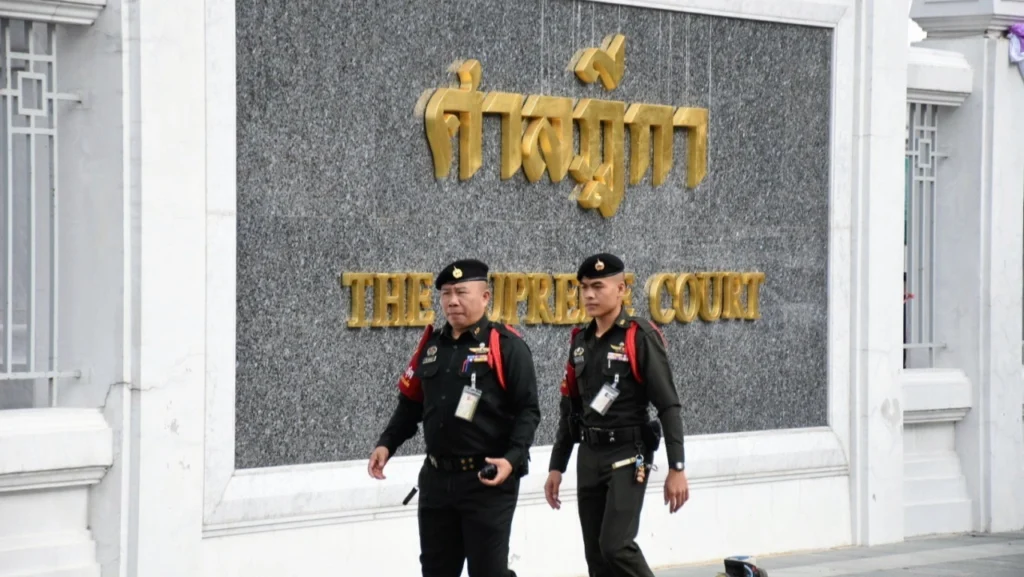 คดีทักษิณชั้น 14  ลื่อนไปไต่สวน 8 ก.ค. ศาลสั่งห้ามเผยแพร่
