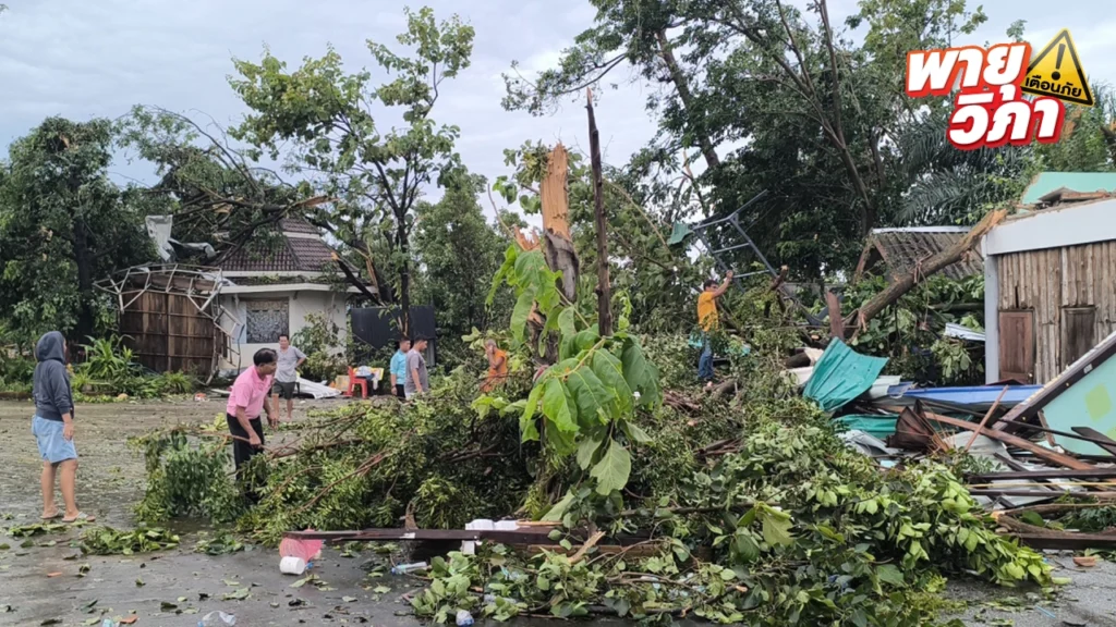 พายุงวงช้าง  ถล่มพื้นที่ ต.ดอนทอง ทำบ้านประชาชนเสียหาย