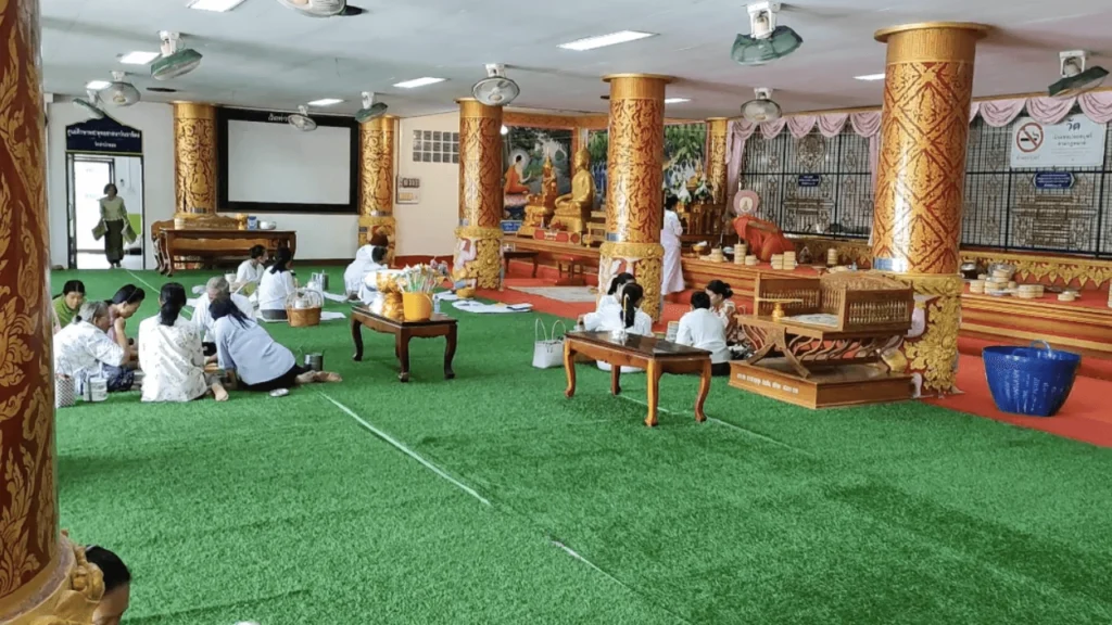 วัดท่าบัวทอง ชาวบ้านช็อก หลังอดีตเจ้าอาวาส สึกเซ่นปม