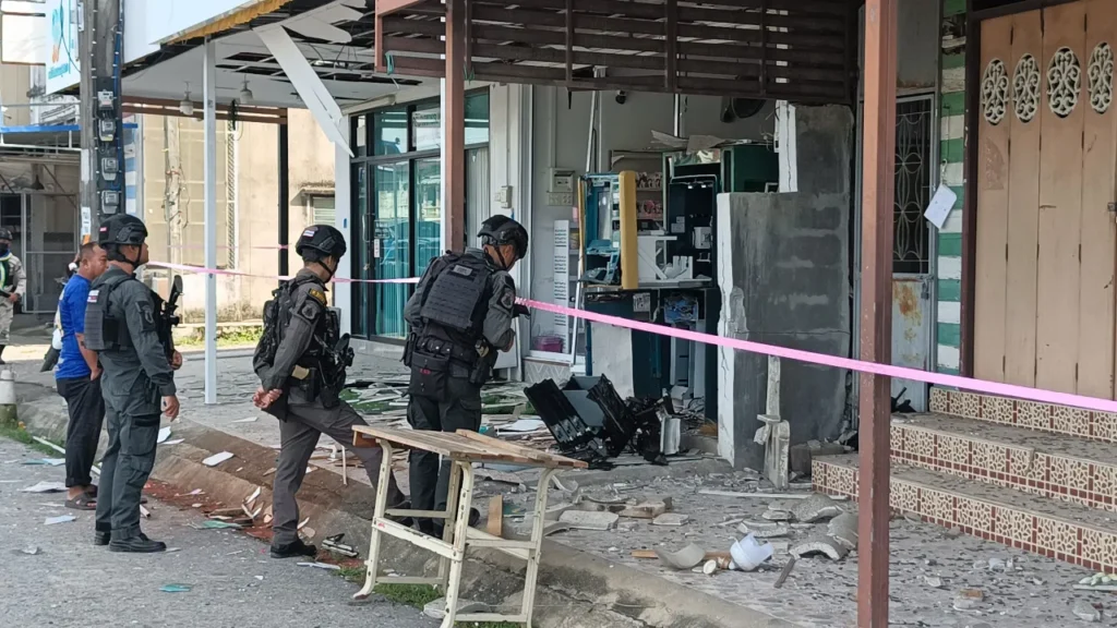ระเบิดตู้ ATM ป่วนปัตตานี เงินสดกว่า 1 ล้านล่องหน