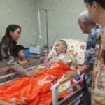 เด๋อ ดอกสะเดา